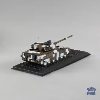 Char-Chieftain-miniature-1-72-4