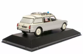 Citroën-ID19-Break-Ambulance-1962-1-43-ar