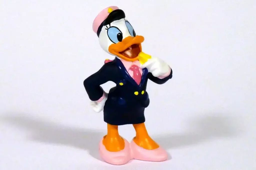 Daisy-Policière-Statuette-en-résine