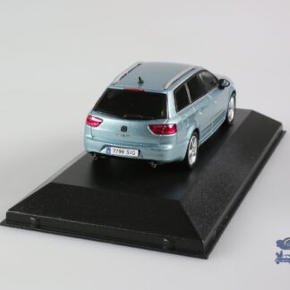 Seat Exeo break bleue : Voiture miniature 1/43-2