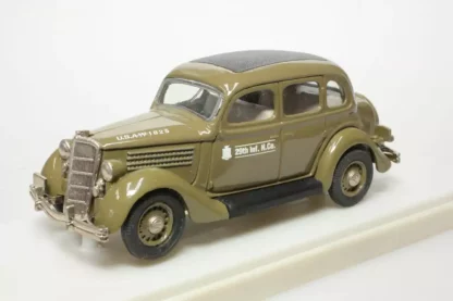 Ford-Conduite-intérieur-US-Army-1935-1-43