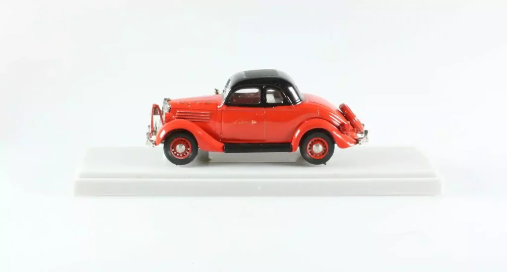 Ford-Sedan-Coupé-2-portes-1935-Pompier-1-43