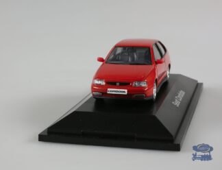 Seat Cordoba rouge : Voiture miniature 1/43-1