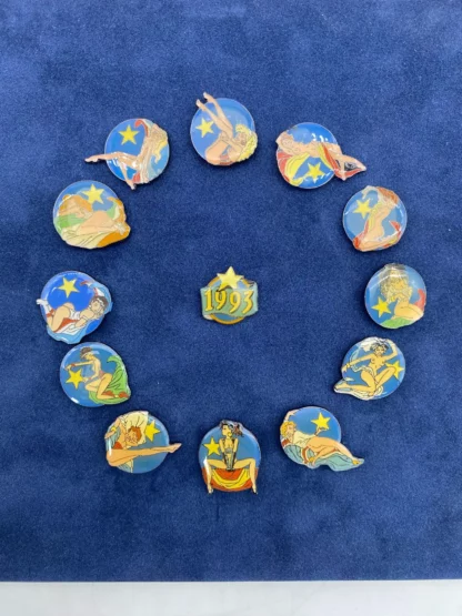 Jan Bosschaert assortiment 13 pin's 1993