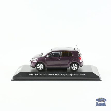 Toyota The new Urban Cruiser 2009 Paars Metallic Minichamps Voiture miniature 1/43