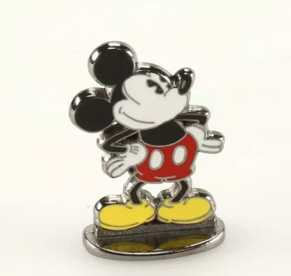 Mickey-mains-sur-hanches-Figurine-Métal-Corner
