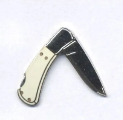 Pins-Couteau-à-cran-arrêt-manche-blanc-pin241