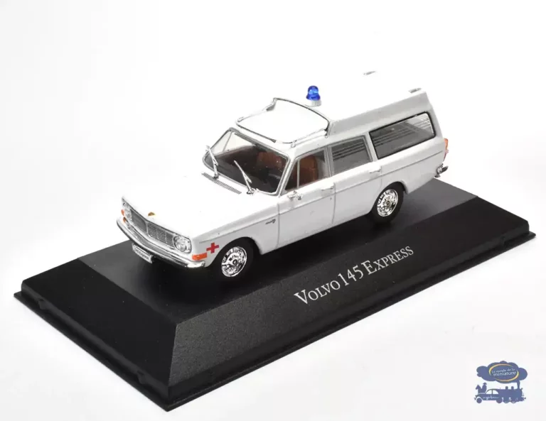 Volvo-145-Express-Ambulance-1969-1-43