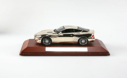 Aston Martin, V12 Vanquish, Chromée, Voiture miniature 1/43