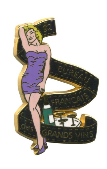 Pin-up, Pin's Arthus Bertrand, Robe mauve