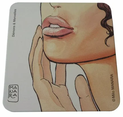 Boîte métal Visage Manara collector