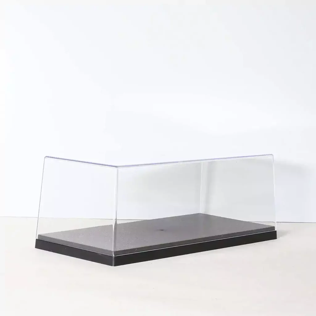 boîte plexi 1/24 avec socle noir