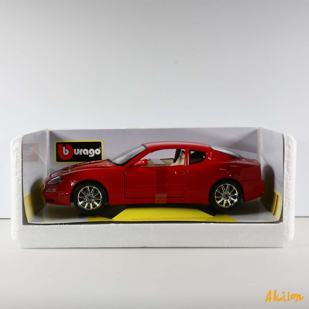 Maserati 3200 GT Coupé Burago Voiture miniature 1/18