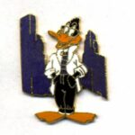 Pin's, Warner, Daffy Duck veste blanche en ville