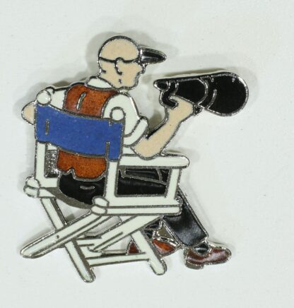 Pin's Démons & Merveilles : Réalisateur sur sa chaise (Petit modèle)