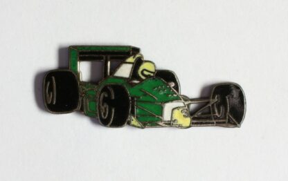 Pin's, Démons & Merveilles, Voiture de course verte, pilote casque jaune