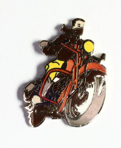 Pin's, Démons & Merveilles, Moto noire et rouge avec conducteur