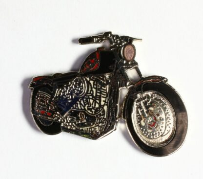 Pin's, Démons & Merveilles, Moto noire et rouge