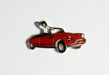 Pin's Démons & Merveilles : Citroen DS décapotable rouge