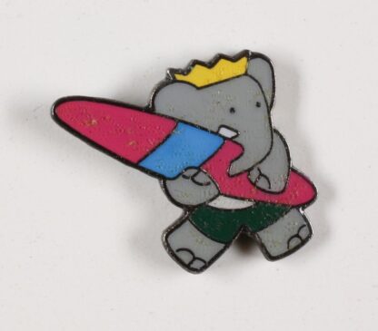 De Brunhoff, Babar, Pin's, Babar fait du surf