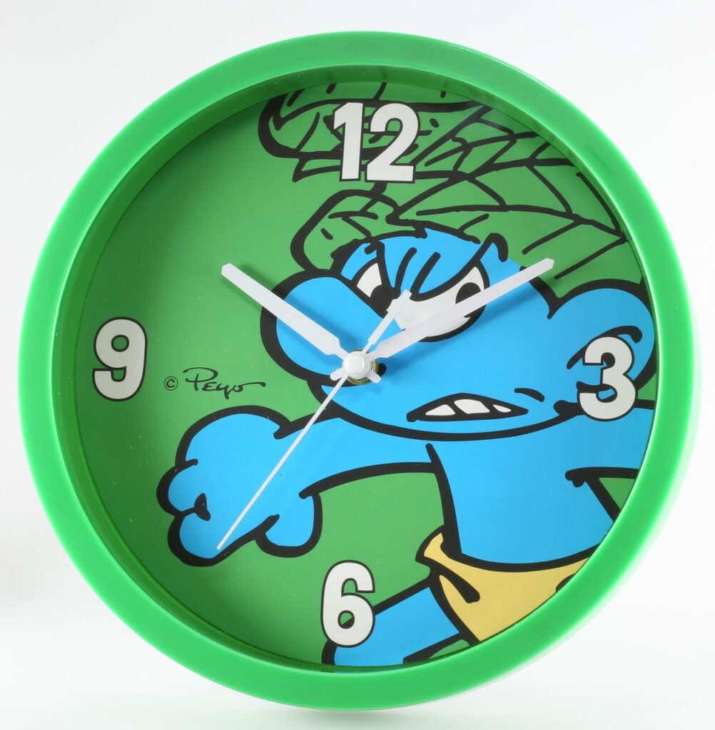 Les Schtroumpfs : Peyo : Horloge verte : Schtroumpf Sauvage (25 cm)