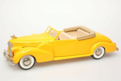 Cadillac V 16 coupé Cabriolet jaune, 1938-1940, Voiture miniature 1/43