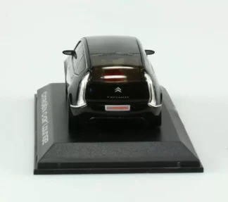 miniature-citroen-c-air-lounge-1-43-arrière