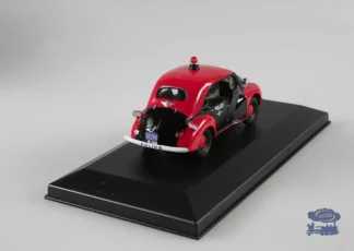 miniature-renault-4cv-1956-police-monegasque-1-43-arrière
