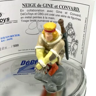 Figurine Neige métal sur le rocher Decotoys