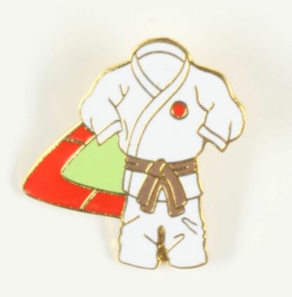 Pin's, Kimono, ceinture marron