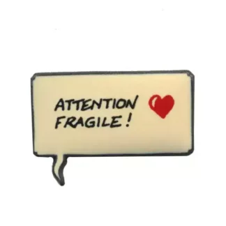 pins-bulle-bd-corner-Attention-coeur-fragile