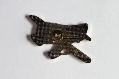 pins-gee-bee-rouge-demons-merveilles-verso