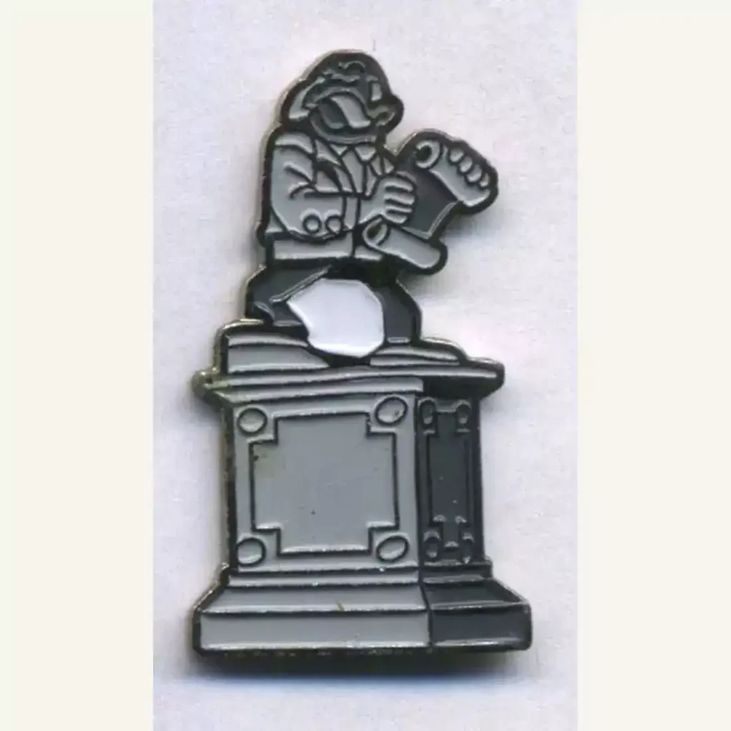 Pin’s Spirou et Fantasio Statue du Maire