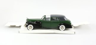 Cadillac V 16, 1938-1940, Coupé de ville ouvert Vert - Noir, Voiture miniature 1/43