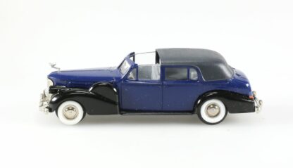Cadillac V 16, 1938-1940, Coupé de ville ouvert Bleu - Noir 1/43