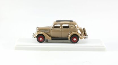 Ford 1935 Conduite intérieur Marron 1/43