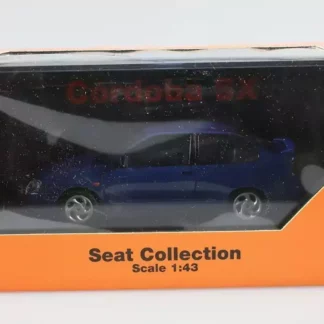 seat-cordoba-bleue-voiture-miniature-1-43-emballage