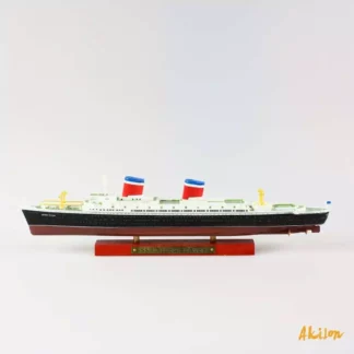Bateau miniature SS United States paquebot 1/1250