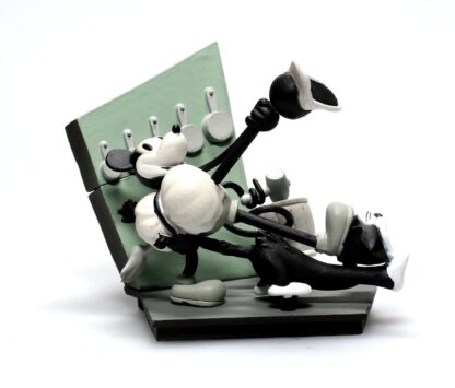Mickey Figurine plastique a monter Disney "Steamboat willie"