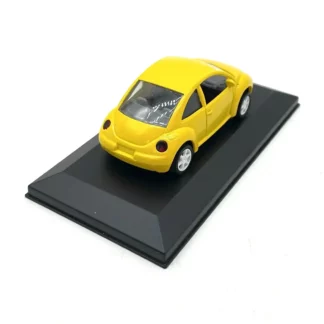 volkswagen-coccinelle-jaune-1-43-arrière