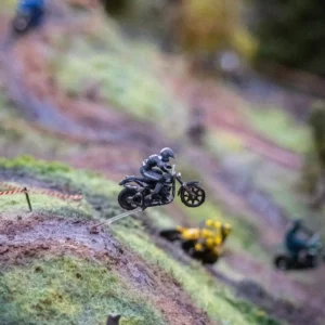 Motos miniatures Enduro et Tout Terrain, modèles réduits de qualité.