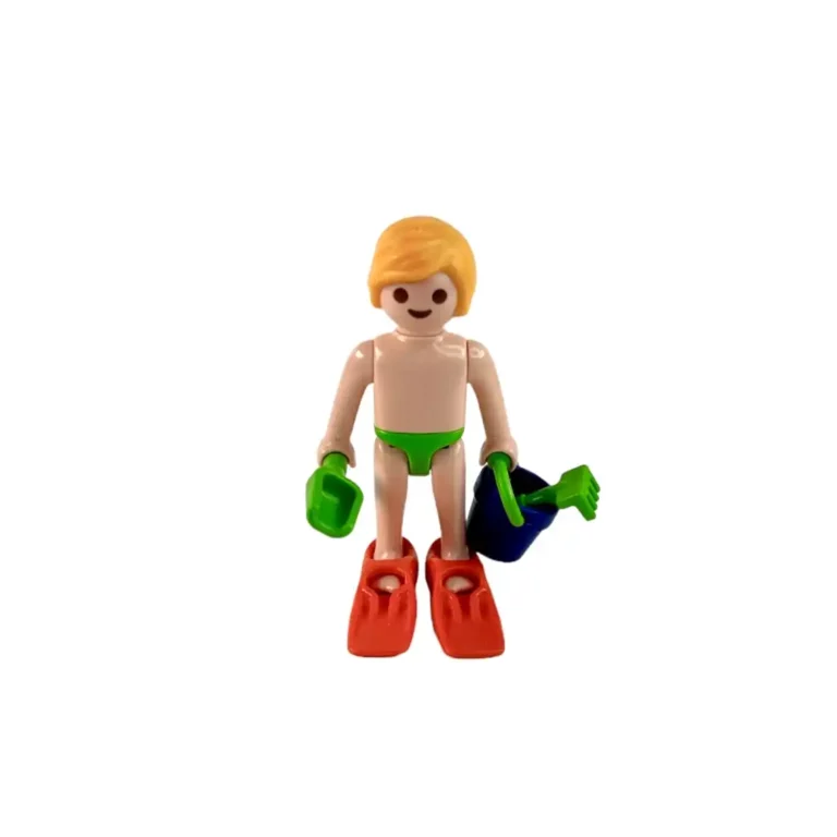 Playmobil : Set : Petit garçon en maillot de bain avec ses jouets de plage