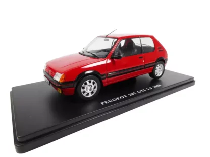 Peugeot-205-Opo10-1-24