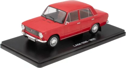 Dacia-1300-de-1970-Voiture-miniature-1-24