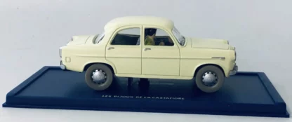 Alfa Romeo Giulietta berlina journalistes Tintin Castafiore Atlas 1/43