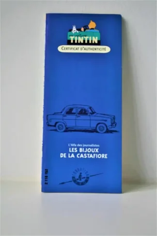 L-Alfa-Roméo-Giulietta-berlina-des-journalistes-Tintin-et-les-Bijoux-de-la-Castafiore-1-43-certificat