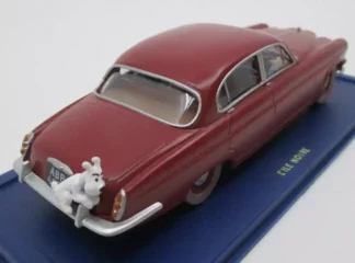 La-Jaguar-Mkx-du-Docteur-Müller-Tintin-et-l-île-Noire-1-43-arrière