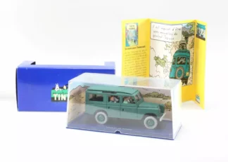 La-land-Rover-du-Général-Tapioca-Tintin-et-les-Picaros-1-43