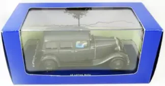 La-limousine-Chrysler-Six-en-route-vers-Nankin-Tintin-et-le-lotus-Bleu-1-43-boite