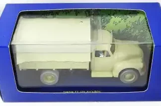 Le-camion-Chevrolet-6400-D-Alcazar-Tintin-et-les-Picaros-1-43